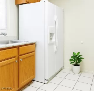 Photo #5: 2731908 Listing 