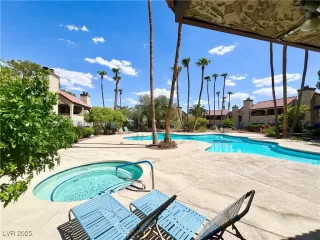 Photo #1: 2731953 Listing