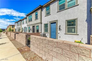 More Details about MLS # 2731962 : 667 SLEEPING CITY AVENUE