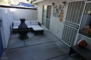 Photo #1: 2731982 Listing 