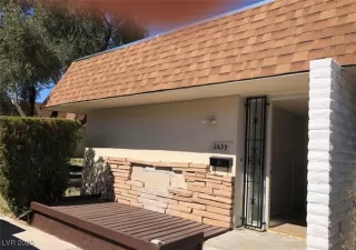 Photo #1: 2731985 Listing 