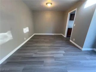 Photo #4: 2732009 Listing 