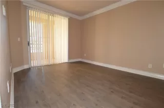 Photo #6: 2732021 Listing 