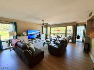 Photo #5: 2732034 Listing 