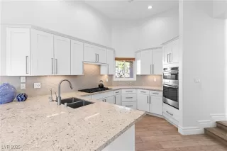 Photo #1: 2732075 Listing