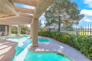 Photo #2: 2732075 Listing