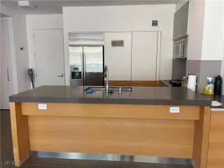 Photo #4: 2732088 Listing 