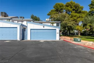 Photo #1: 2732129 Listing 