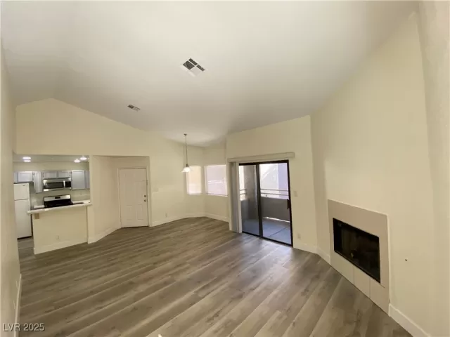 MLS: 2732136 Condo For Sale