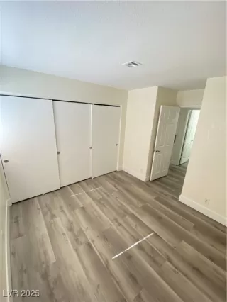 Photo #6: 2732136 Listing 