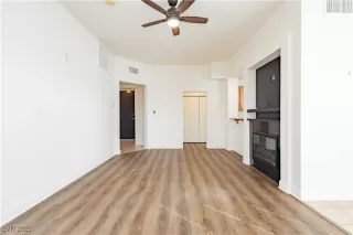 Photo #2: 2732146 Listing 