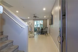 Photo #2: 2732182 Listing 