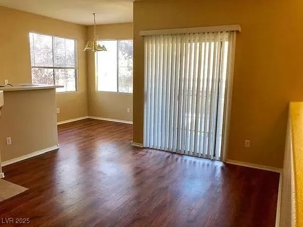 MLS: 2732193 Condo For Sale