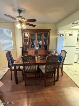 Photo #4: 2732205 Listing 