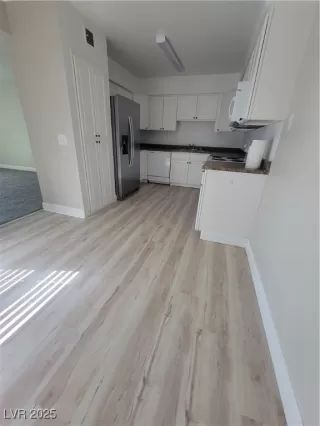 Photo #1: 2732208 Listing 