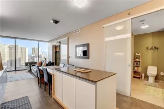 Photo #1: 2732238 Listing 