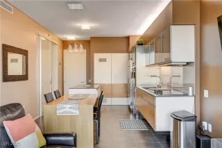 Photo #4: 2732238 Listing 