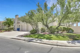 Photo #2: 2732293 Listing 