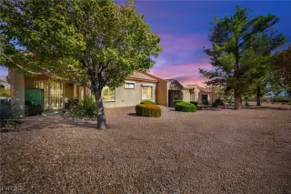 Photo #4: 2732301 Listing 