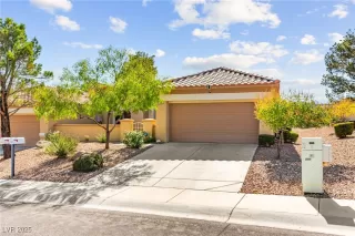 Photo #6: 2732301 Listing 