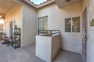 Photo #5: 2732317 Listing