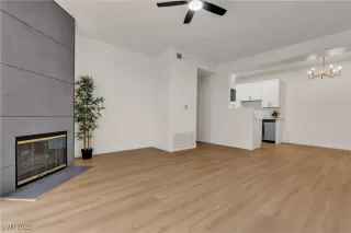 Photo #2: 2732325 Listing 