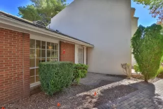 Photo #1: 2732331 Listing