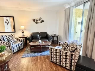 Photo #1: 2732334 Listing 