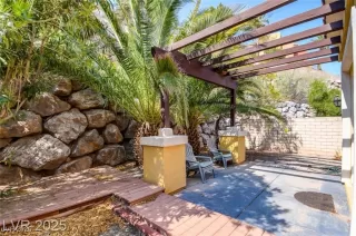 Photo #3: 2732335 Listing 