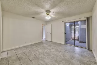 Photo #6: 2732433 Listing 