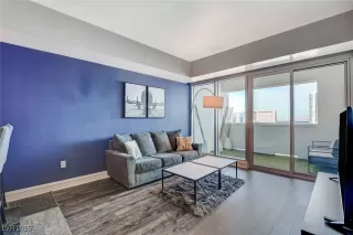 Photo #6: 2732478 Listing 