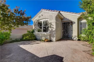 Photo #2: 2732495 Listing 