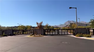 Photo #3: 2732552 Listing 