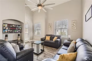 Photo #5: 2732595 Listing 