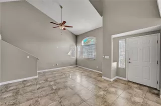 Photo #2: 2732615 Listing