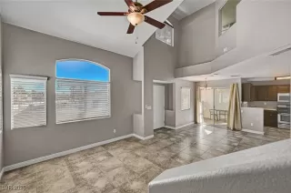 Photo #3: 2732615 Listing