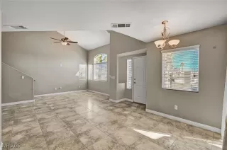 Photo #6: 2732615 Listing