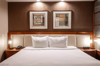 Photo #1: 2732675 Listing 