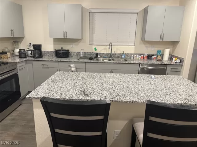 MLS: 2732741 Condo For Sale