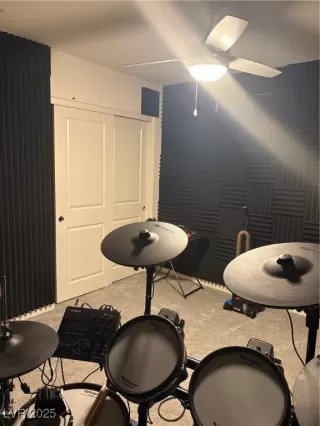 Photo #2: 2732741 Listing 