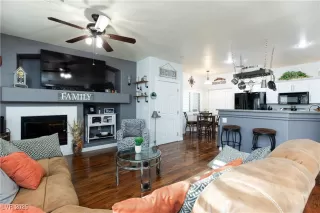 Photo #2: 2732788 Listing 