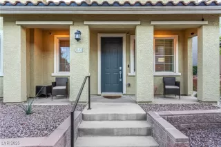 Photo #2: 2732809 Listing