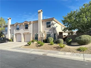 Photo #1: 2732820 Listing