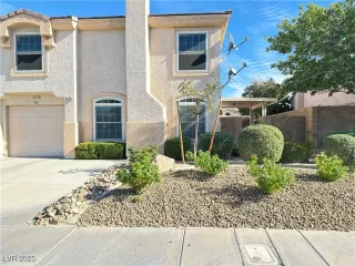 Photo #2: 2732820 Listing