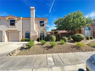 Photo #3: 2732820 Listing