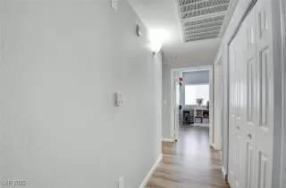 Photo #6: 2732833 Listing