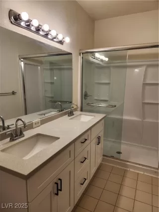 Photo #4: 2732851 Listing 