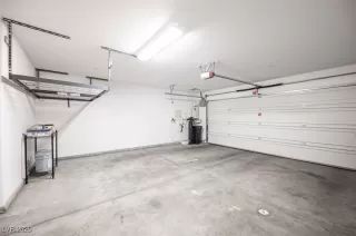 Photo #4: 2732867 Listing