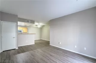 Photo #4: 2732882 Listing 