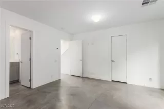 Photo #6: 2732892 Listing 